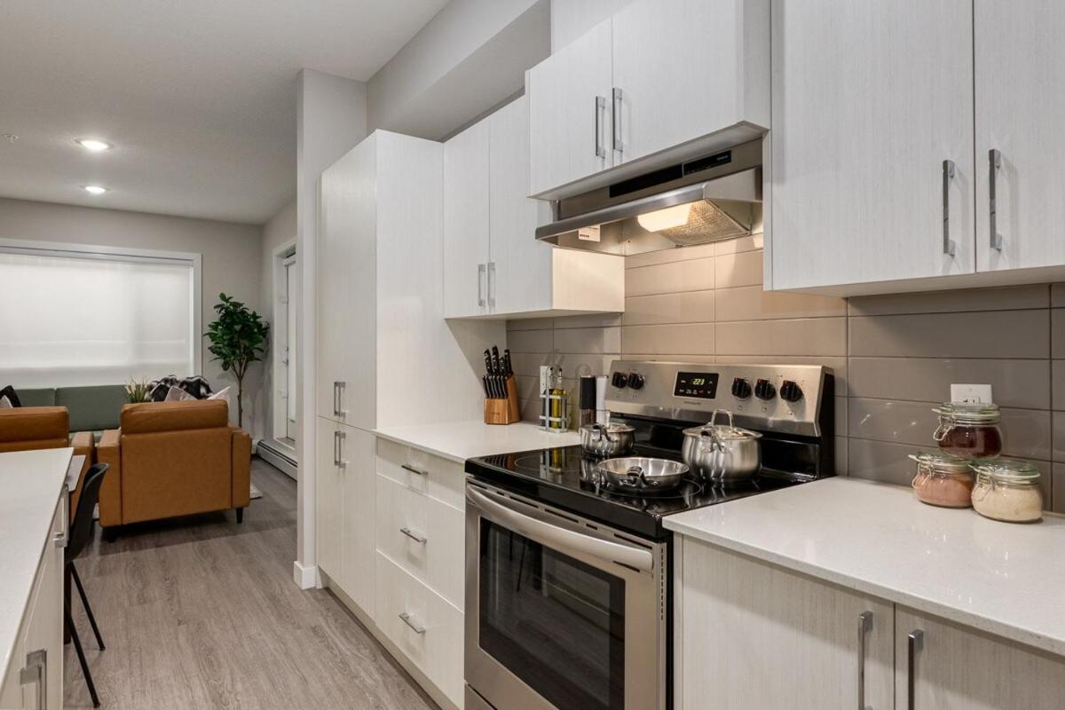 Free Parking, Pet Friendly, Close To Dt Apartment