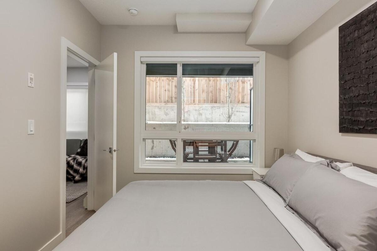 Free Parking, Pet Friendly, Close To Dt
