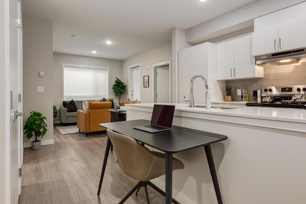 Free Parking, Pet Friendly, Close To Dt